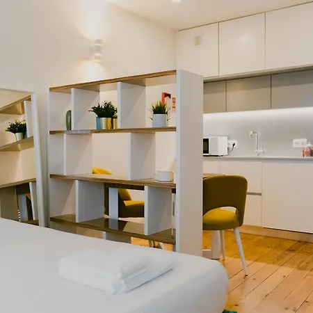 Orm - Sao Lazaro & Entreparedes Apartment *